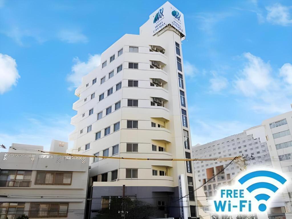 Hotel Livemax Budget Naha Tomarikou Eksteriør billede